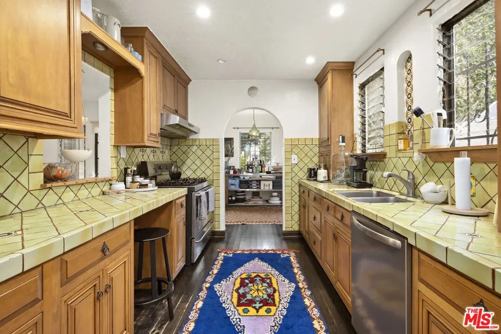 1118 S Crescent Heights Boulevard, Los Angeles, California, United States. - Photo 1