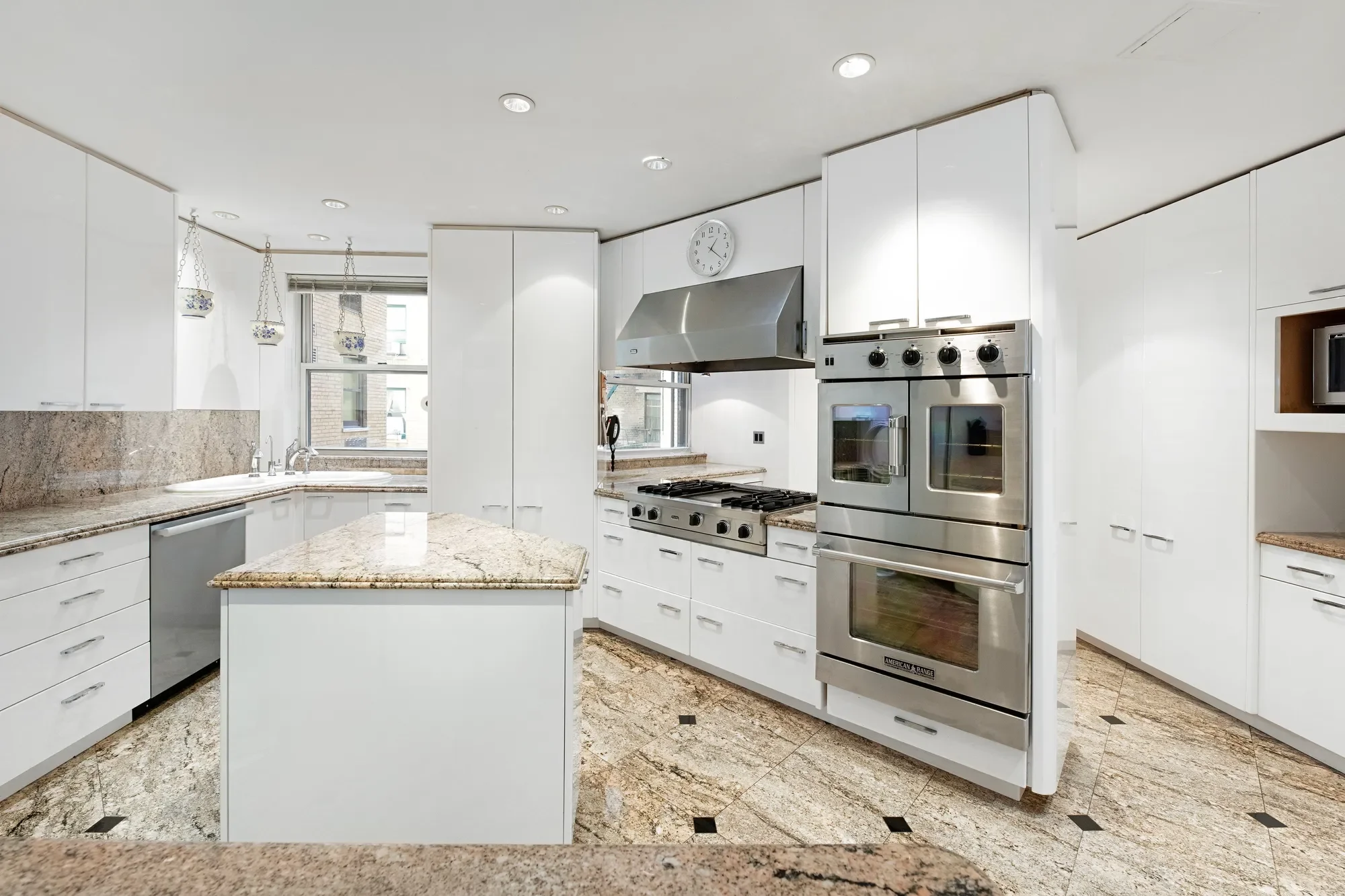1040 Fifth Avenue 3A, New York, NY 10028, New York, New York, United States. - Photo 10