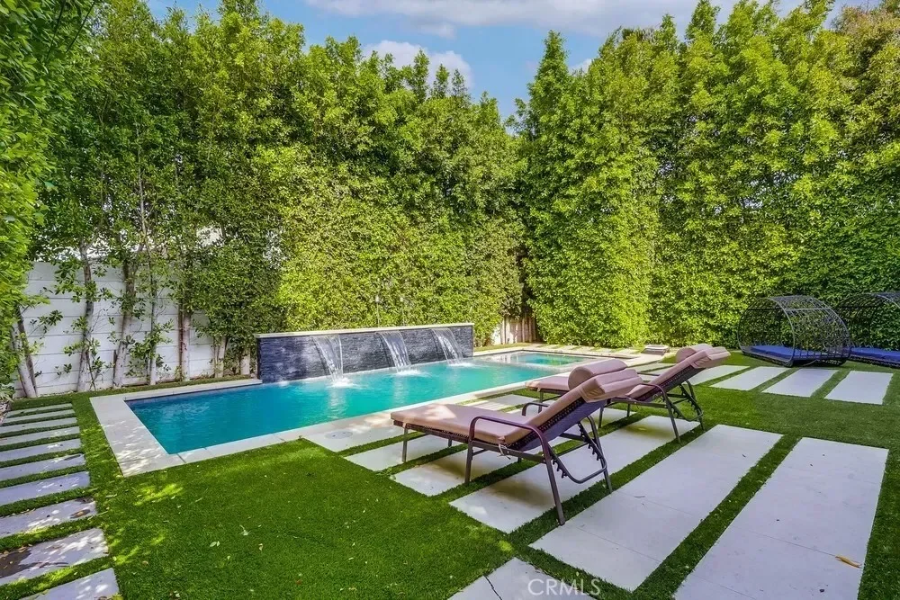 737 N Cherokee Avenue, Los Angeles, California, United States. - Photo 42