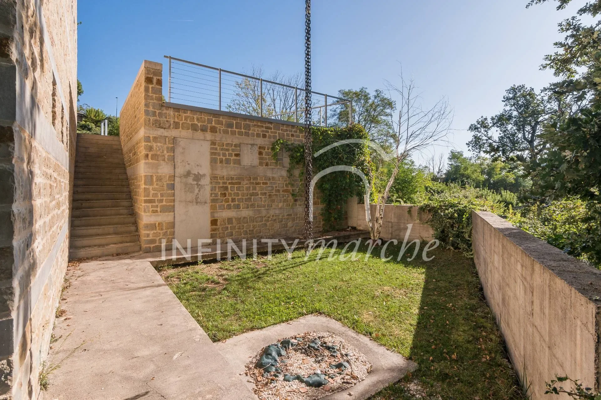 Gallery photo 11