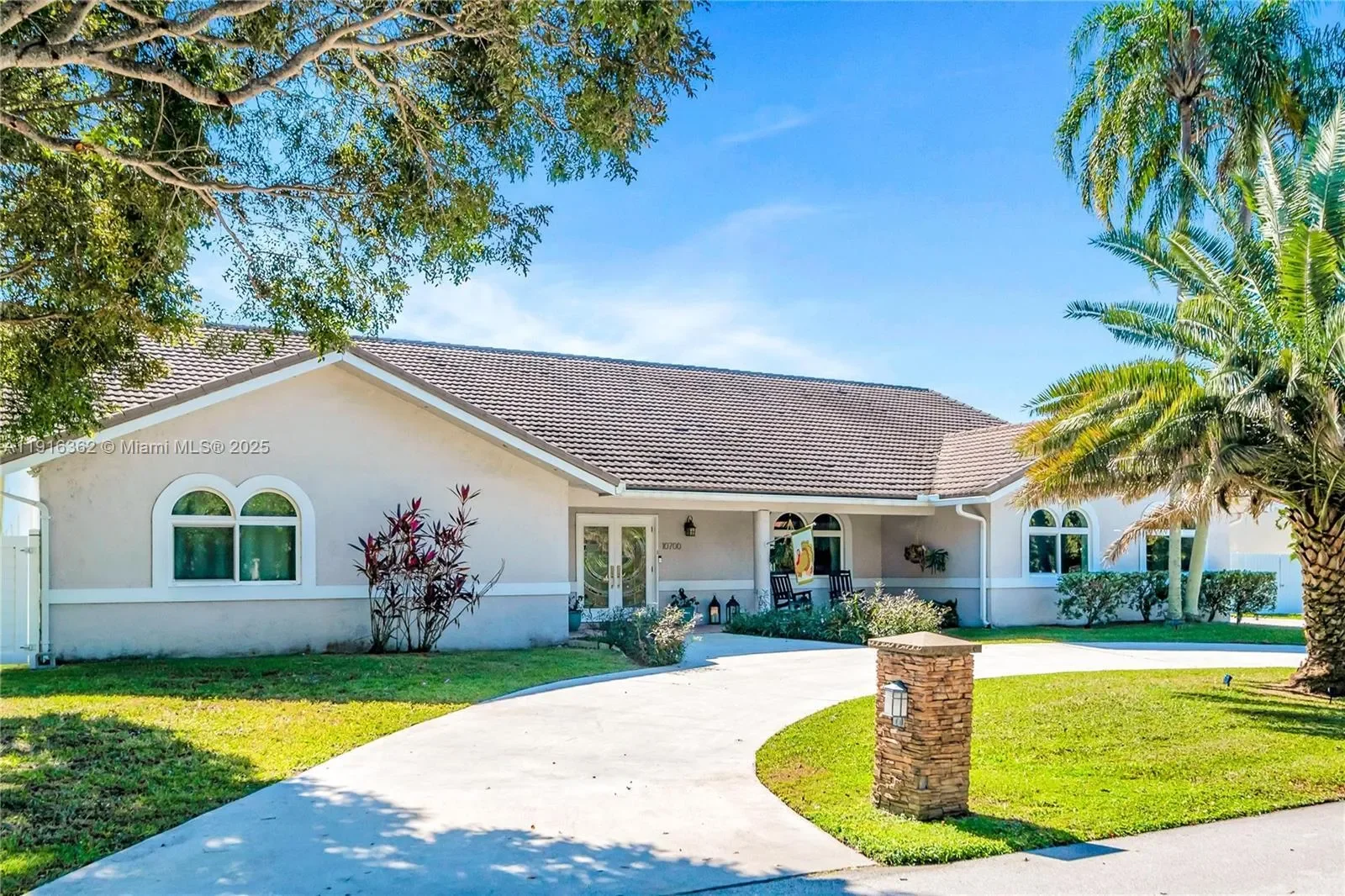 10700 SW 139th Rd, Miami, Florida, United States. - Photo 5