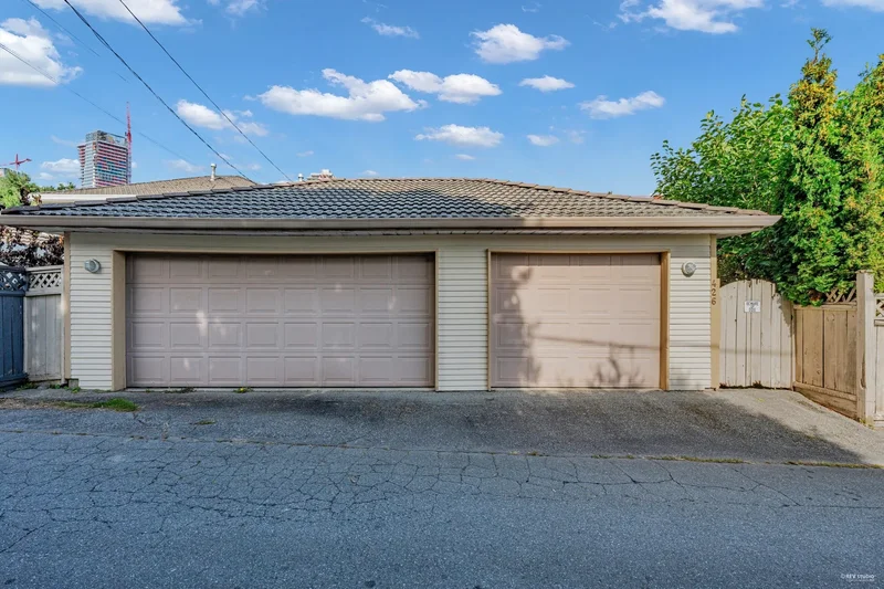 426 W 44th Avenue, Vancouver, British Columbia, Canada. - Photo 16