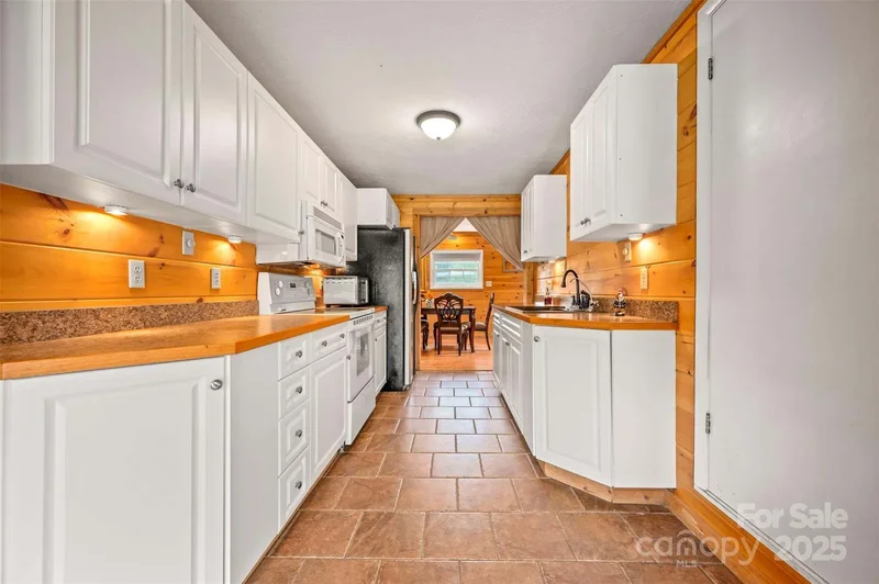 881 S Mountain Road, Bostic, NC 28018, Bostic, North Carolina, United States. - Photo 44
