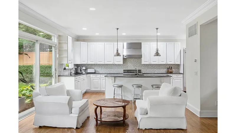 10 Bay Vw N, Southampton, New York, United States. - Photo 2