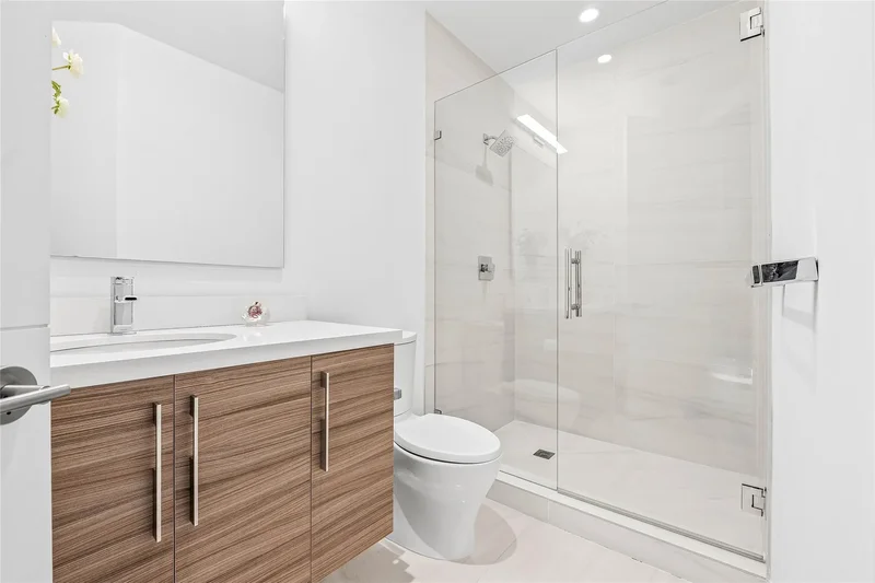 244 Shore Ct, Fort Lauderdale, Florida, United States. - Photo 24