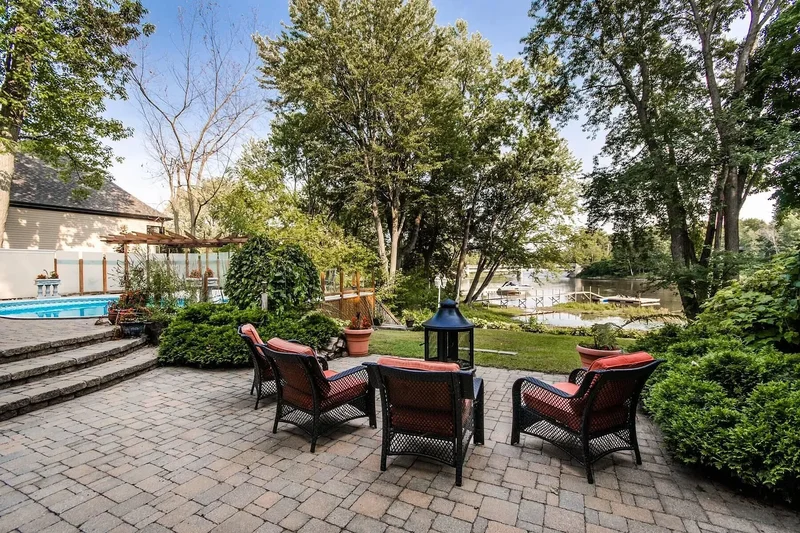 303 Ch. du Tour, Sainte-Dorothée, QC H7L1H3, Laval, Quebec, Canada. - Photo 17
