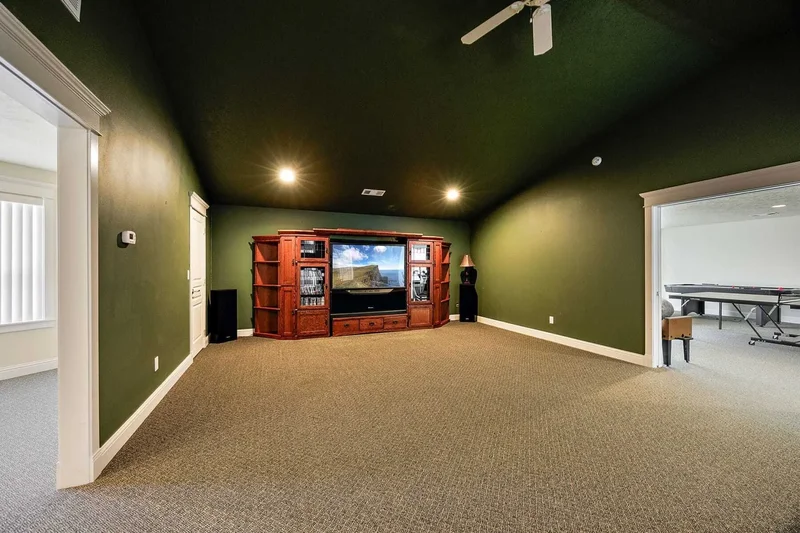 4459 Old Stage Road , Central Point, OR 97502, Medford, Oregon, United States. - Photo 42