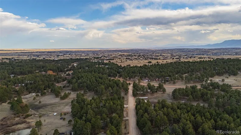 10720 Egerton Road, Colorado Springs, CO 80908, Colorado Springs, Colorado, United States. - Photo 38