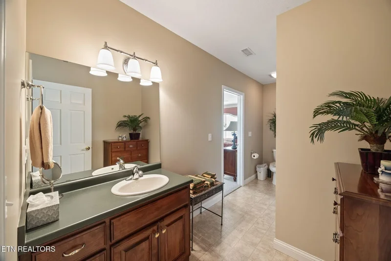 135 Austin Lane, Deer Lodge, TN 37726, Deer Lodge, Tennessee, United States. - Photo 36