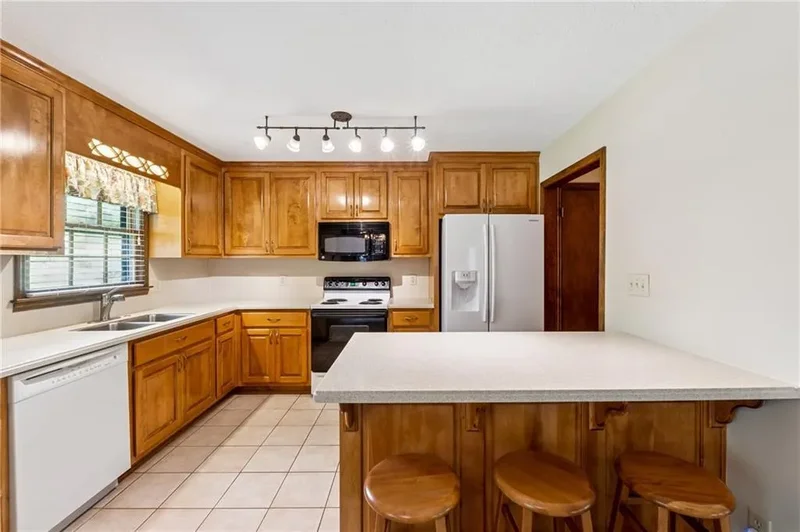 2270 Dinsmore Road, Milton, Georgia, United States. - Photo 14