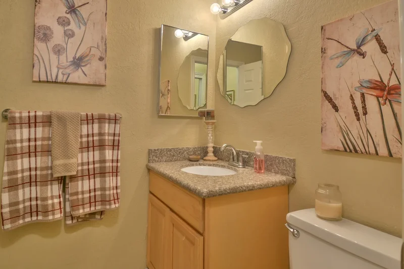 27657 Peninsula Drive unit 106 , Lake Arrowhead, CA 92352, Lake Arrowhead, California, United States. - Photo 16