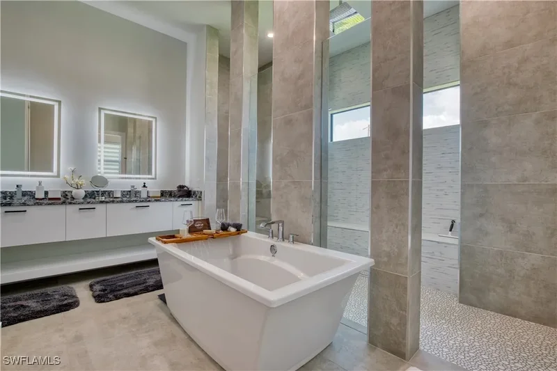 3004 SW 41st Terrace, Cape Coral, Florida, United States. - Photo 24