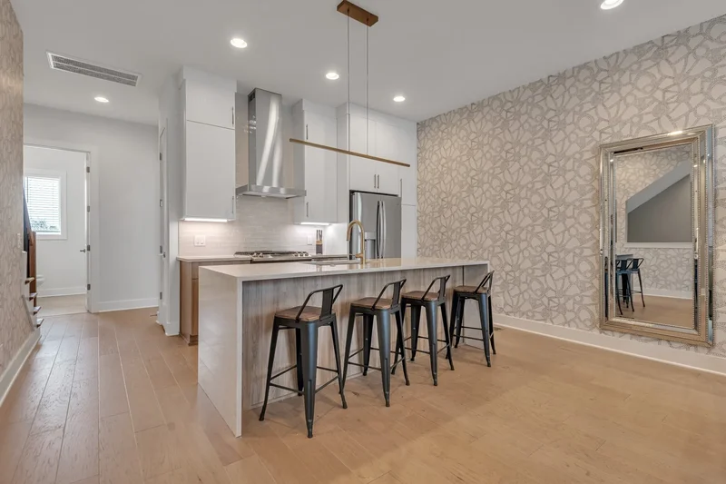 2176 Carson St 4, Nashville, Tennessee, United States. - Photo 3