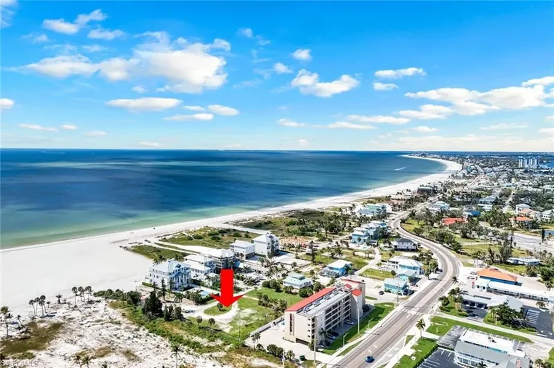 6145 Court ST, Fort Myers Beach, Florida, United States. - Photo 8