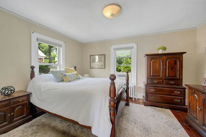 23 Jackson Avenue, White Plains, New York, United States. - Photo 2