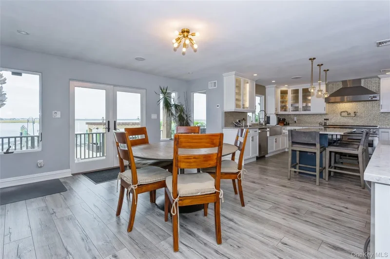 319 Harbor Drive, Long Beach, New York, United States. - Photo 13