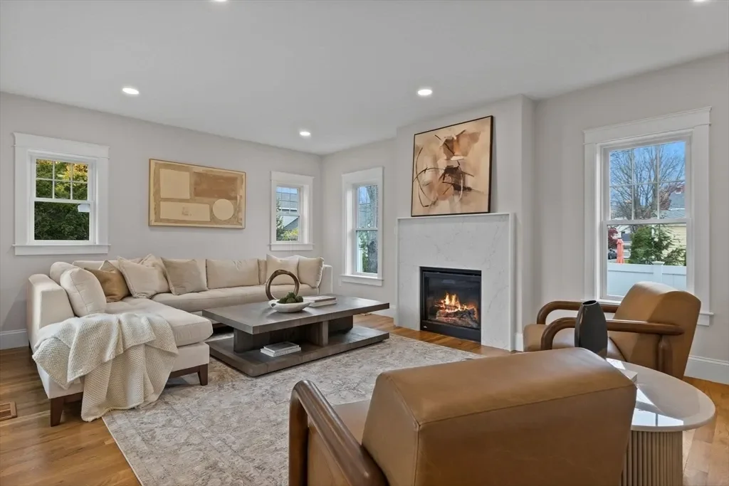 89 Wildwood St, Winchester, Massachusetts, United States. - Photo 7