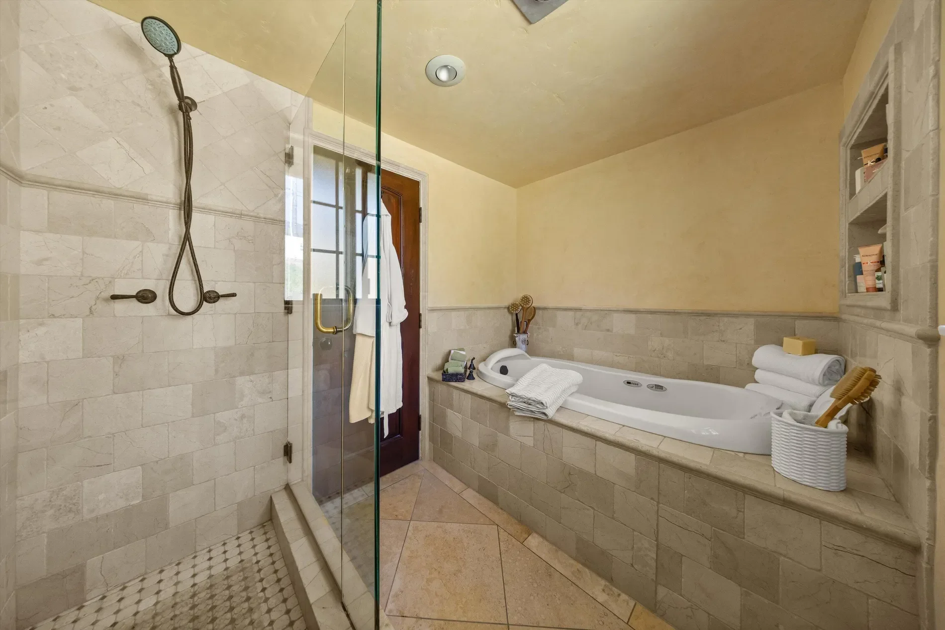 1903 Coyote Circle, Montecito, California, United States. - Photo 18