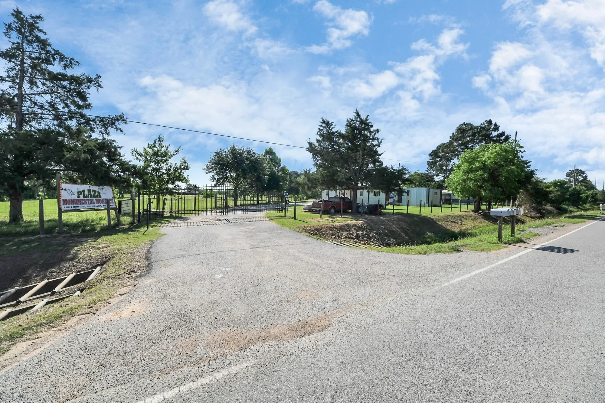 21512 Binford Road, Waller, TX 77484, Waller, Texas, United States. - Photo 36