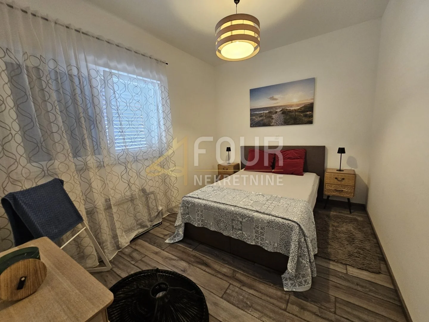 Gallery photo 3