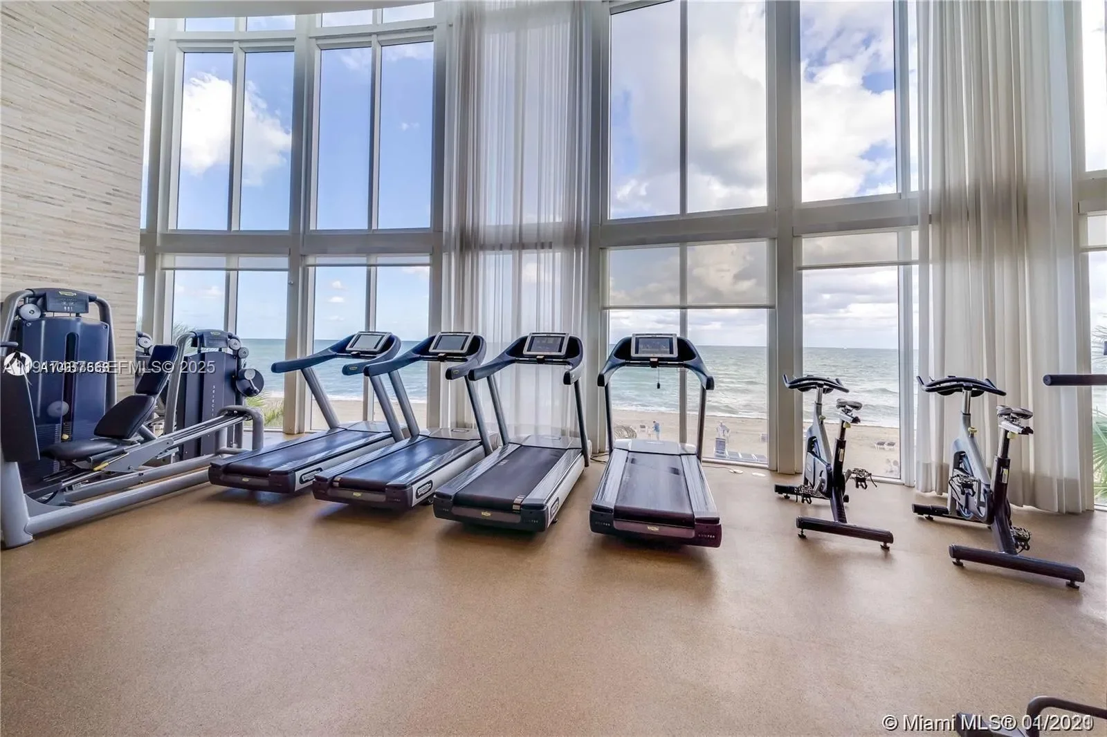 15811 Collins Ave 4107, Golden Beach, Florida, United States. - Photo 4