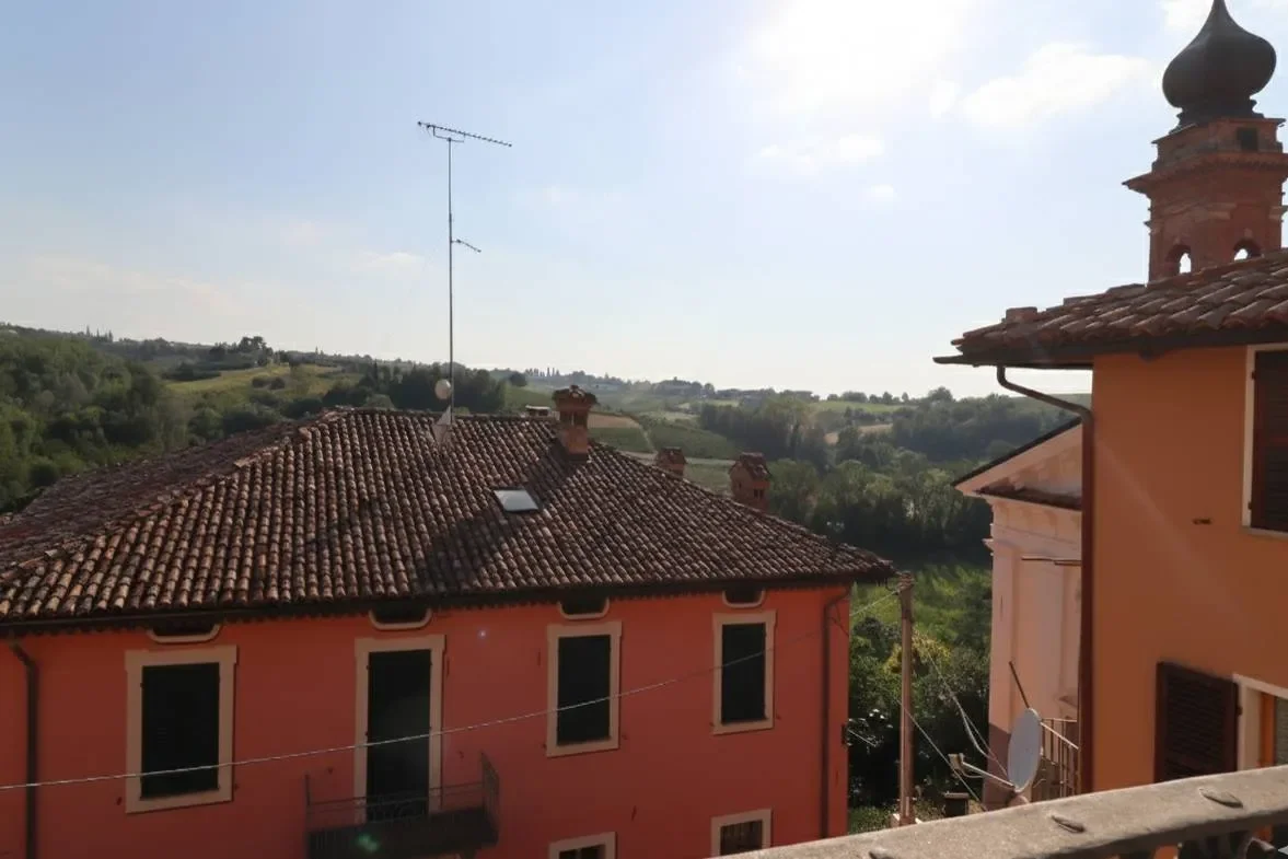 Via S. Marzano, Costigliole d'Asti, Piedmont, Italy. - Photo 14