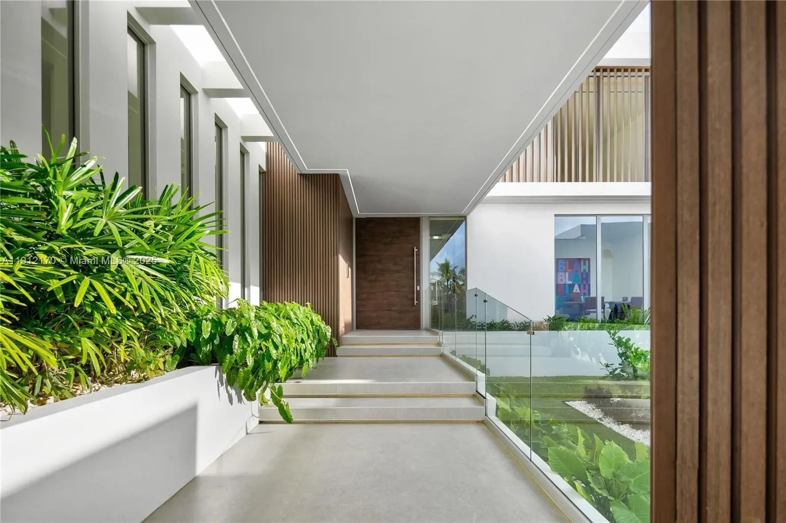 Gallery photo 6