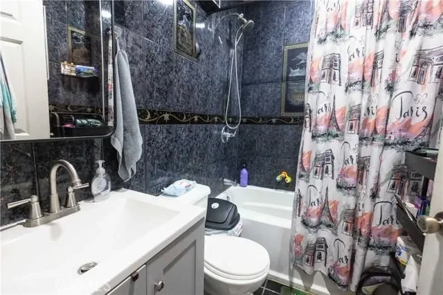 1419 E. 111th St., Los Angeles, CA 90059, Los Angeles, California, United States. - Photo 39