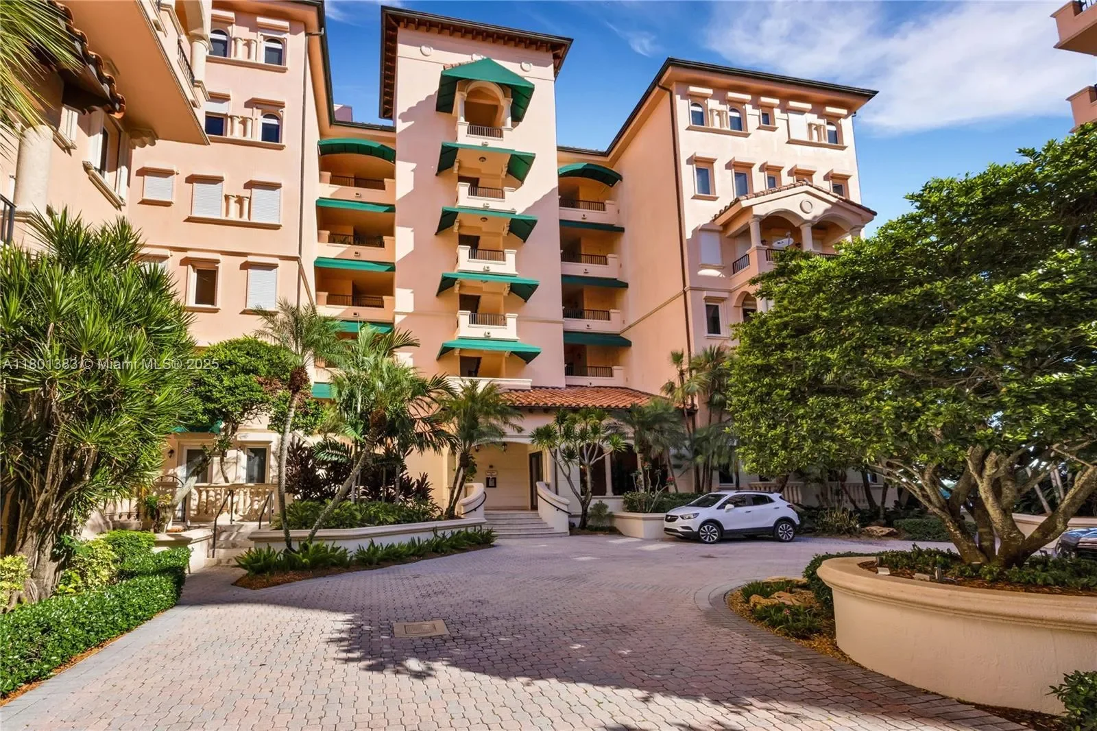 13647 Deering Bay Dr 142, Coral Gables, Florida, United States. - Photo 29