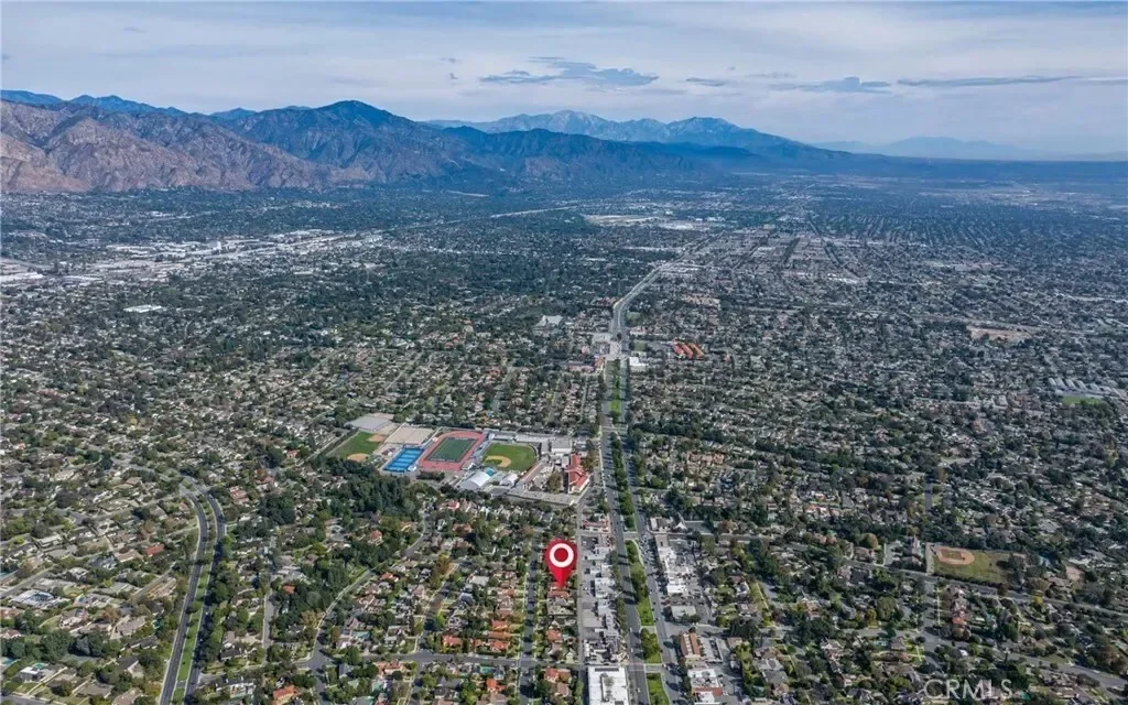 2460 Cumberland, San Marino, California, United States. - Photo 56