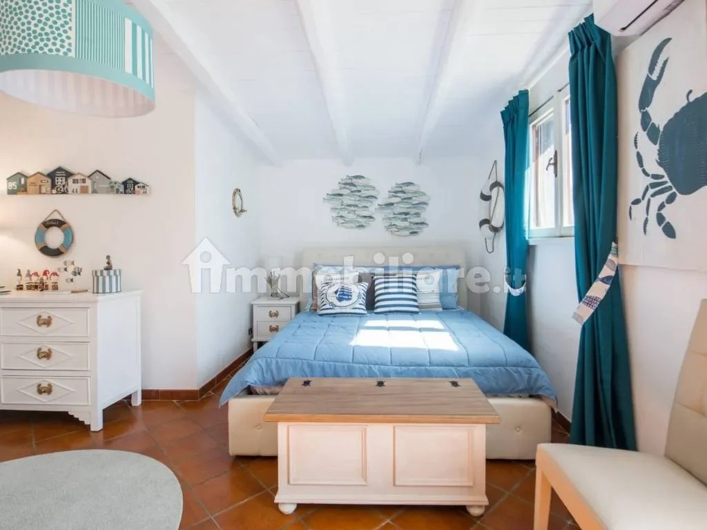 Gallery photo 2