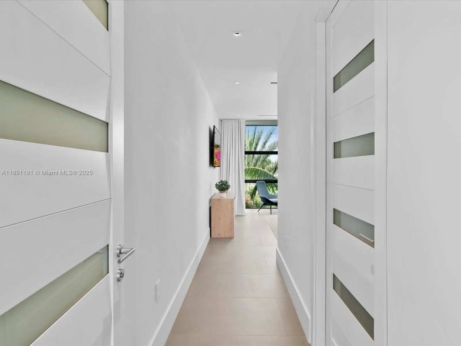 1736 SE 14th St, Fort Lauderdale, Florida, United States. - Photo 27