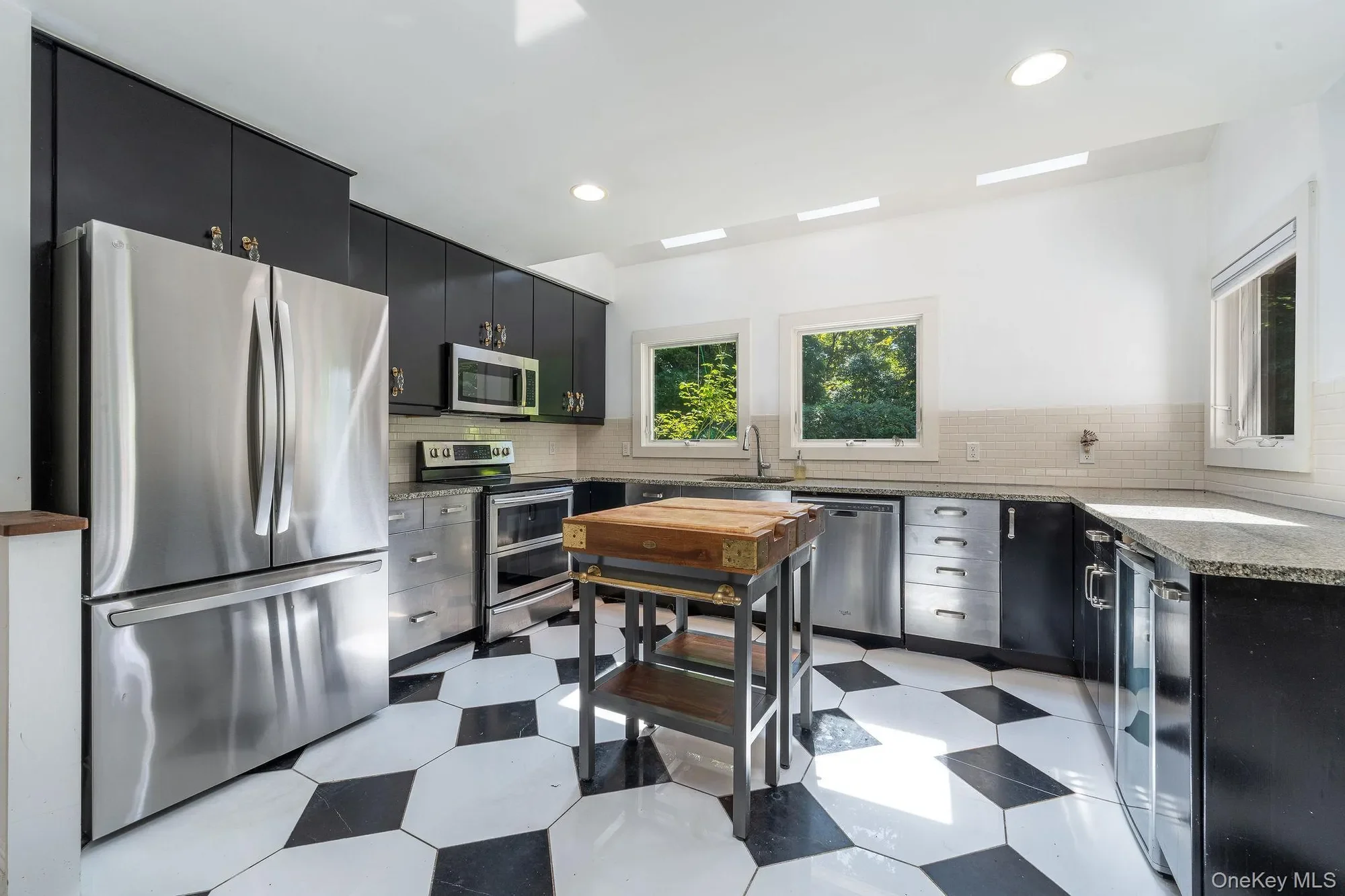 1 Gazon Road, Shelter Island, New York, United States. - Photo 9