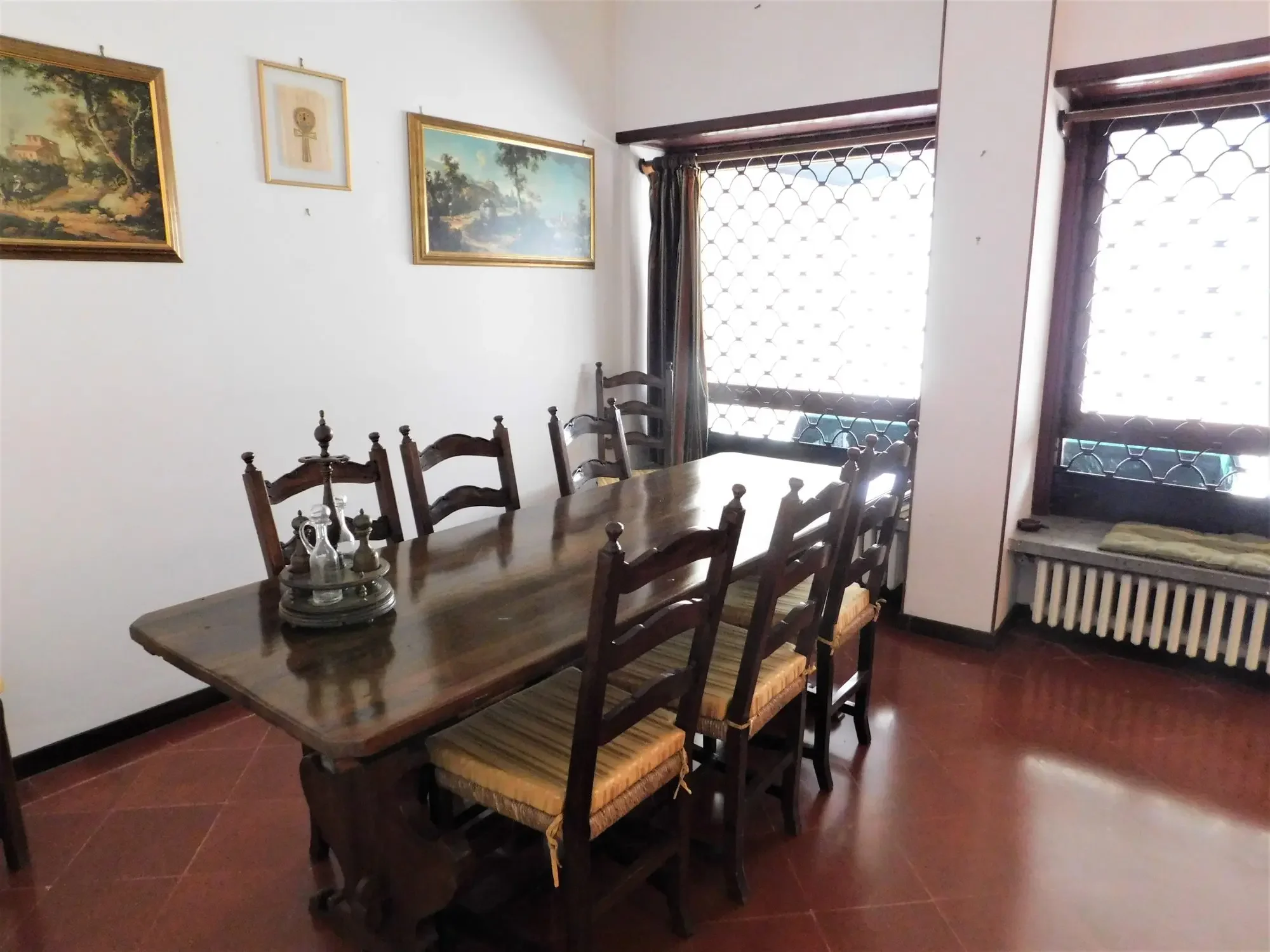 Gallery photo 8