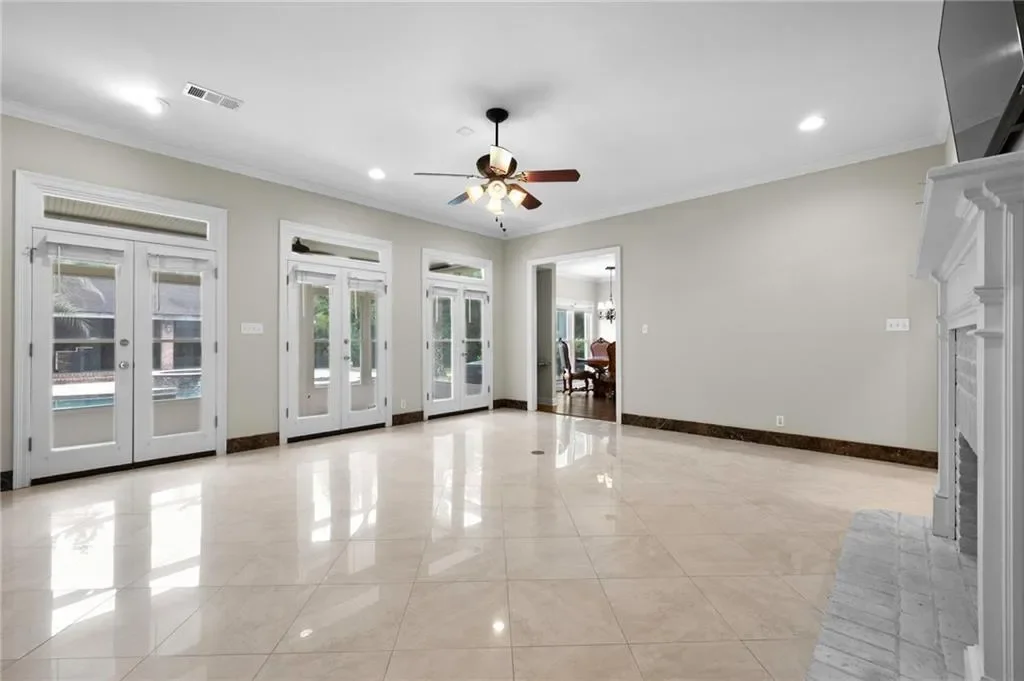 Gallery photo 11