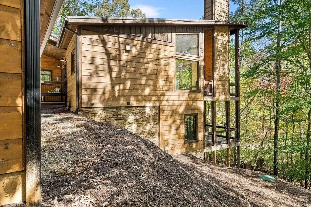 217 Goldmine Road, Morganton, United States. - Photo 34