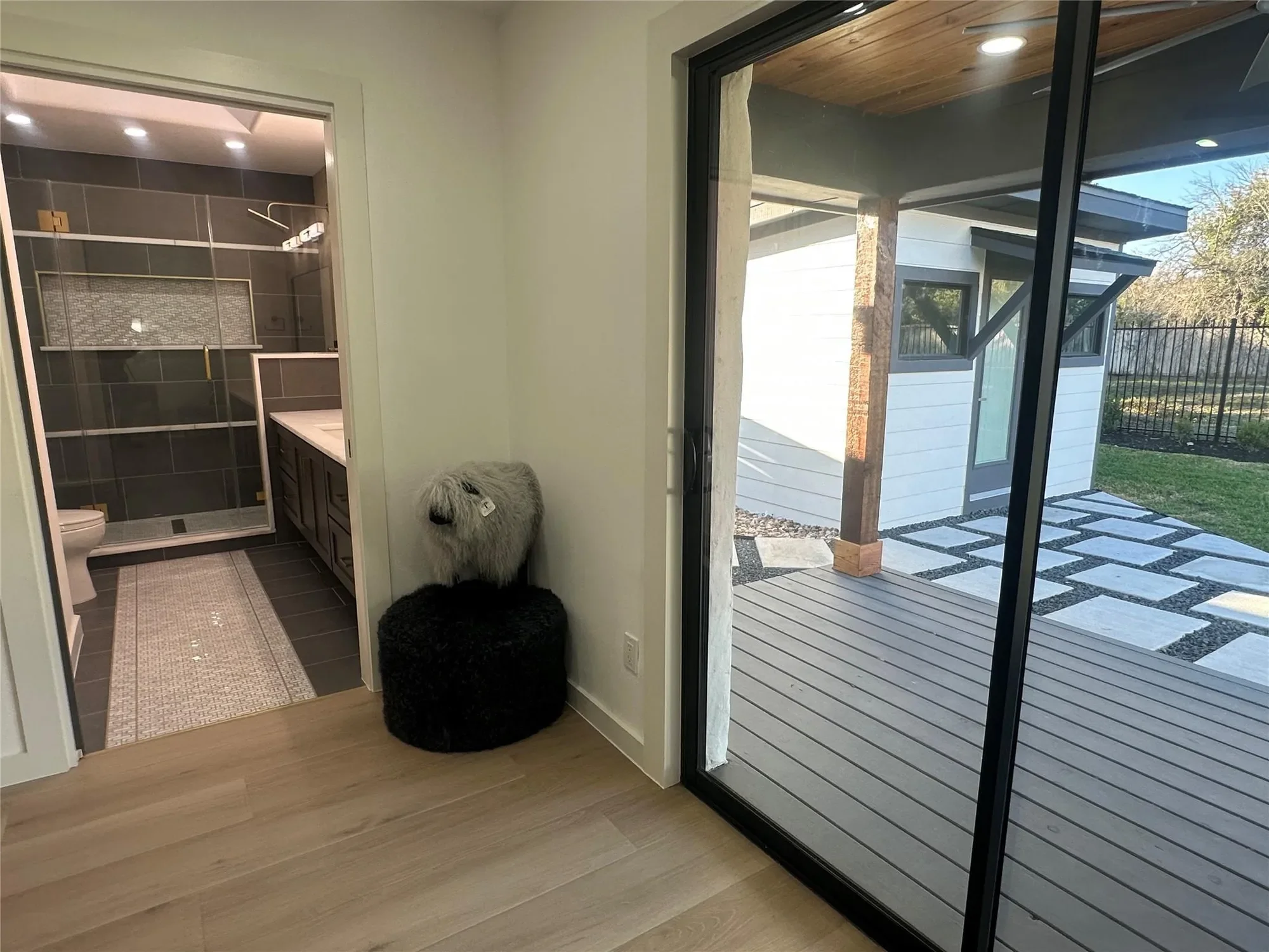 4910 Woodcreek RD, Austin, Texas, United States. - Photo 25