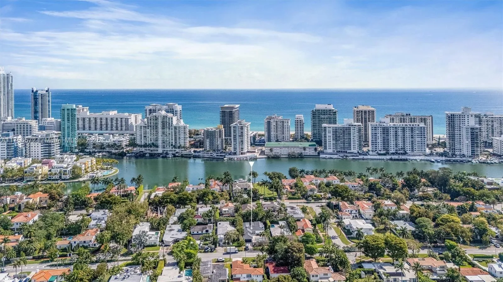 5925 La Gorce Dr, Miami Beach, Florida, United States. - Photo 24