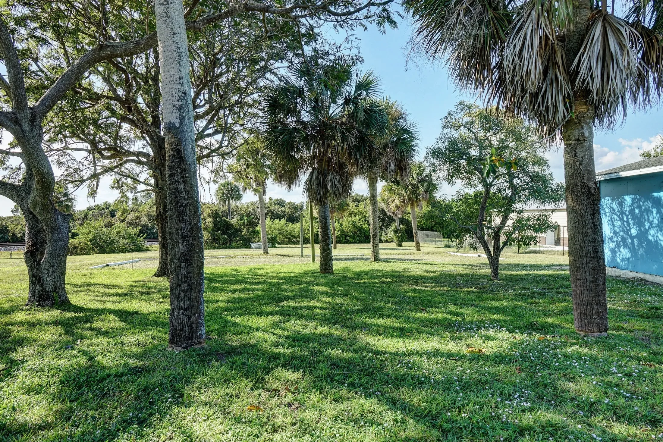 4103 S Indian River Drive , Fort Pierce, FL 34982, Fort Pierce, Florida, United States. - Photo 4