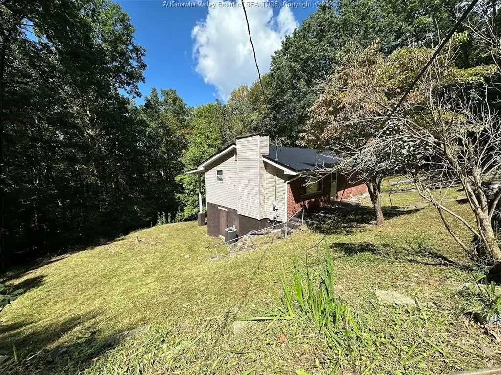 2145 Smith Rd., Charleston, WV 25314, Charleston, West Virginia, United States. - Photo 7