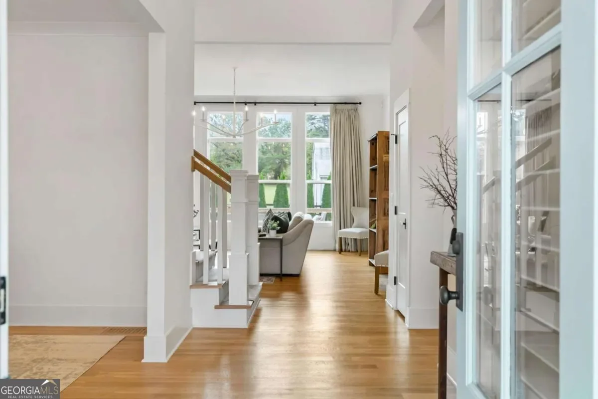 Gallery photo 11