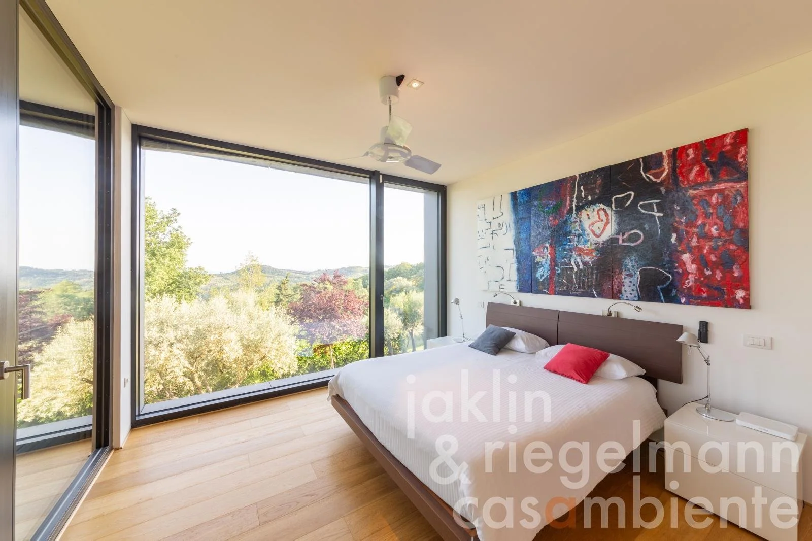 Gallery photo 11