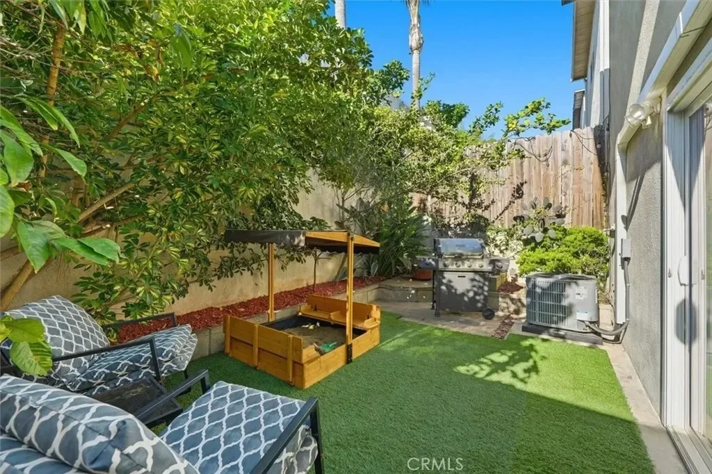 1805 Stanford, Torrance, California, United States. - Photo 28