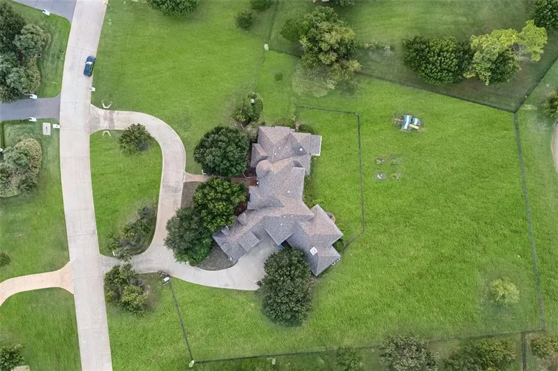 5900 Shorefront Lane, Lewisville, Texas, United States. - Photo 15