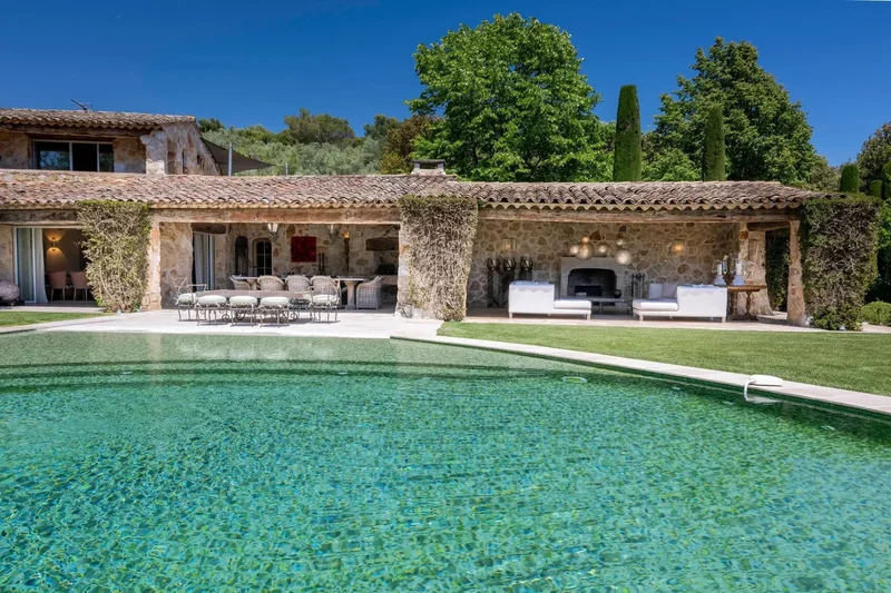 La Colle-sur-Loup, Provence-Alpes-Côte d'Azur, France. - Photo 16