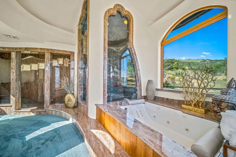 2700 N Valley View Road, Ashland, OR, 97520, USA, Ashland, Oregon, United States. - Photo 44