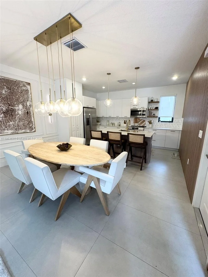 4867 NW 84th Ave, Miami Springs, Florida, United States. - Photo 3
