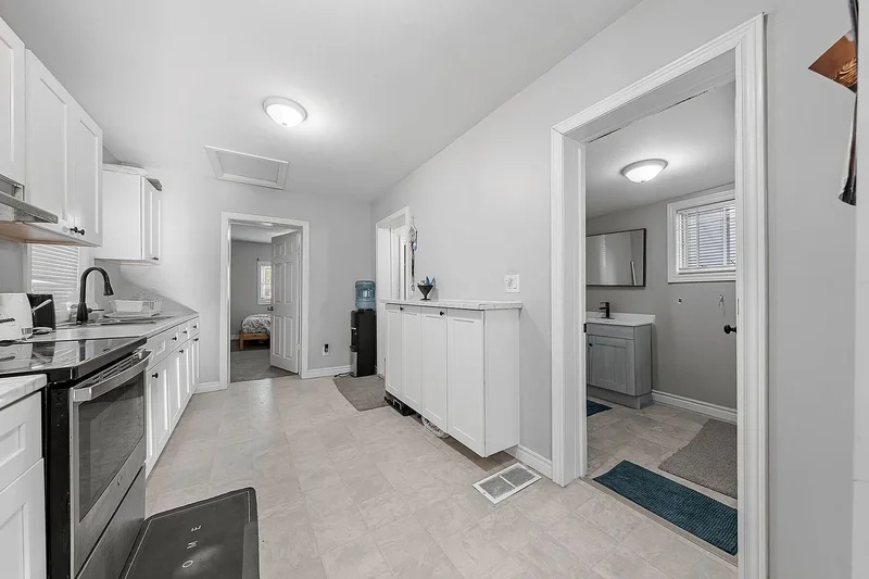 15 Grantham Ave, Cambridge, ON N1R 4V3, Cambridge, Ontario, Canada. - Photo 21