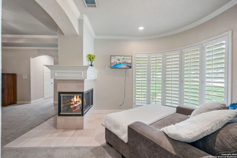 20725 Wahl, San Antonio, TX 78266, Garden Ridge, Texas, United States. - Photo 18