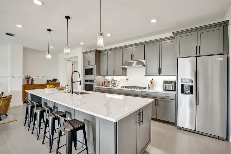 4536 N Silverwood Ln N, Fort Lauderdale, Florida, United States. - Photo 2